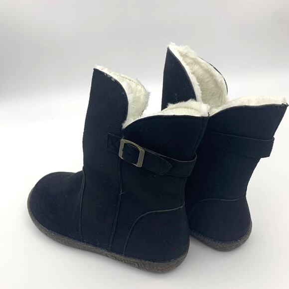 Black Ankle Boot Womens Size 5.5 Buckle Accent Faux Fur Bootie - Picture 6 of 9